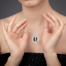 Silver 360° spinning rhinestone necklace Silver 360° spinning rhinestone necklace